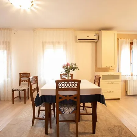 Dimora Campiello Apartment